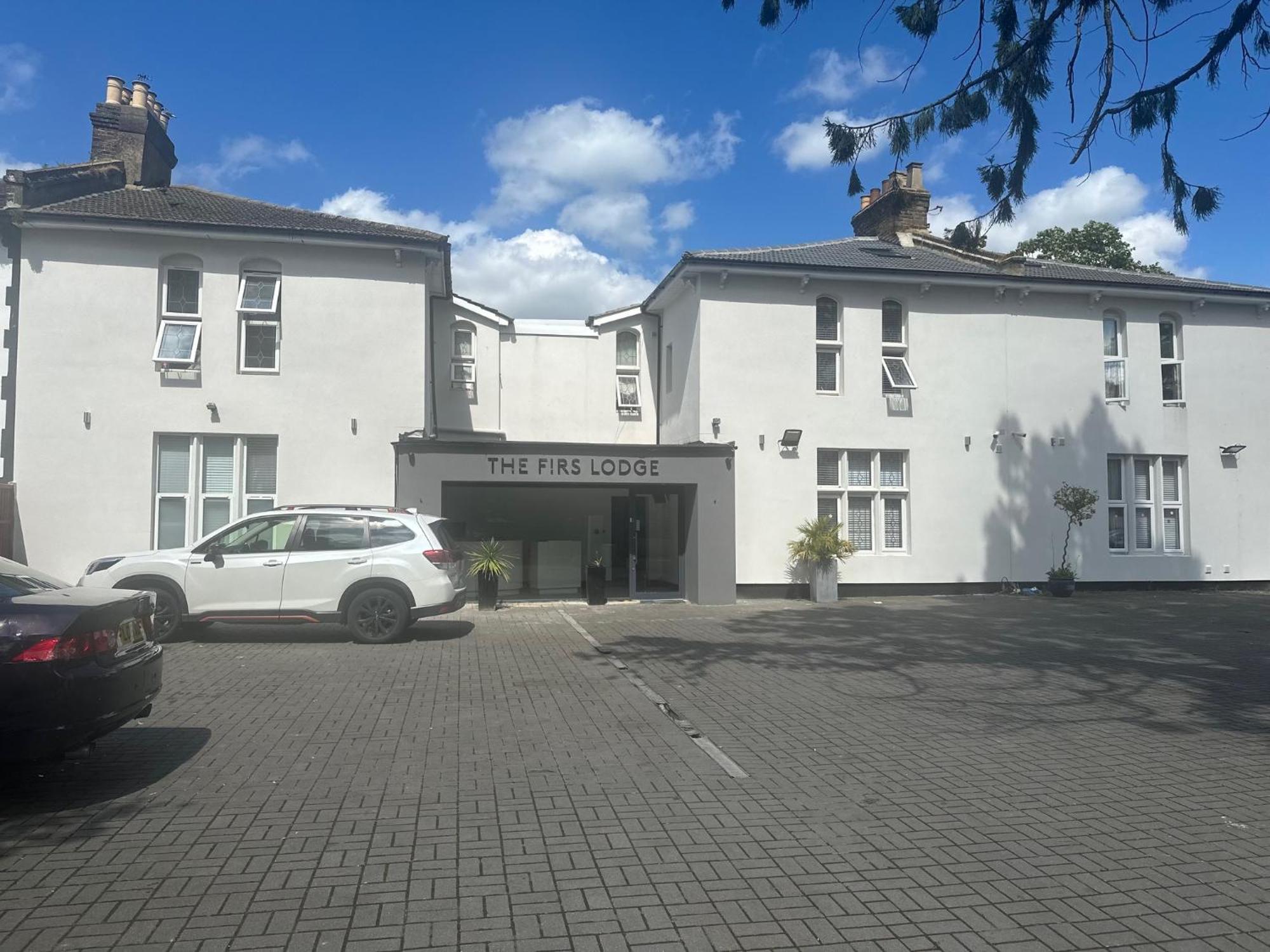 Oyo Firs Lodge London Heathrow Hounslow Buitenkant foto