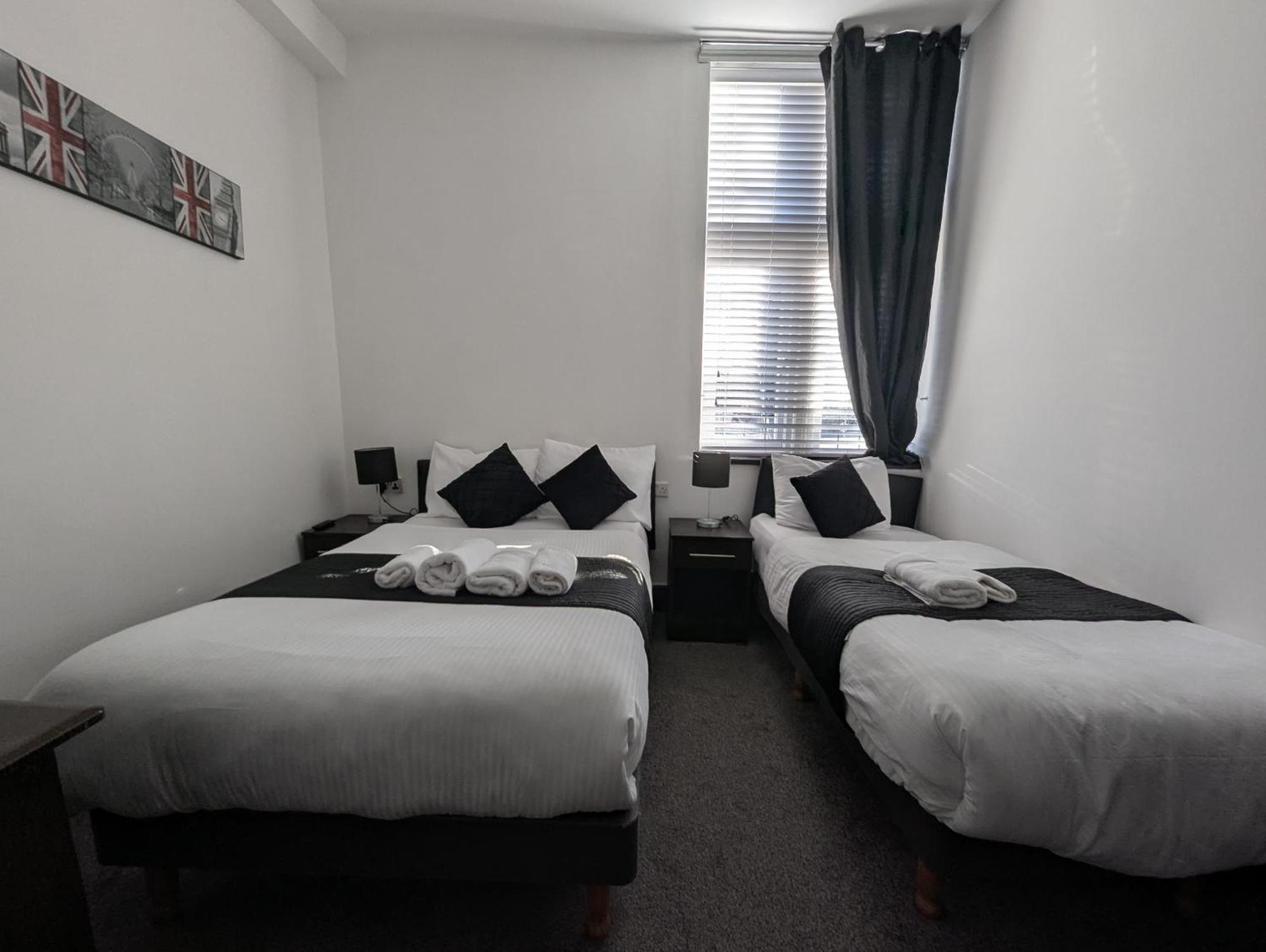 Oyo Firs Lodge London Heathrow Hounslow Buitenkant foto