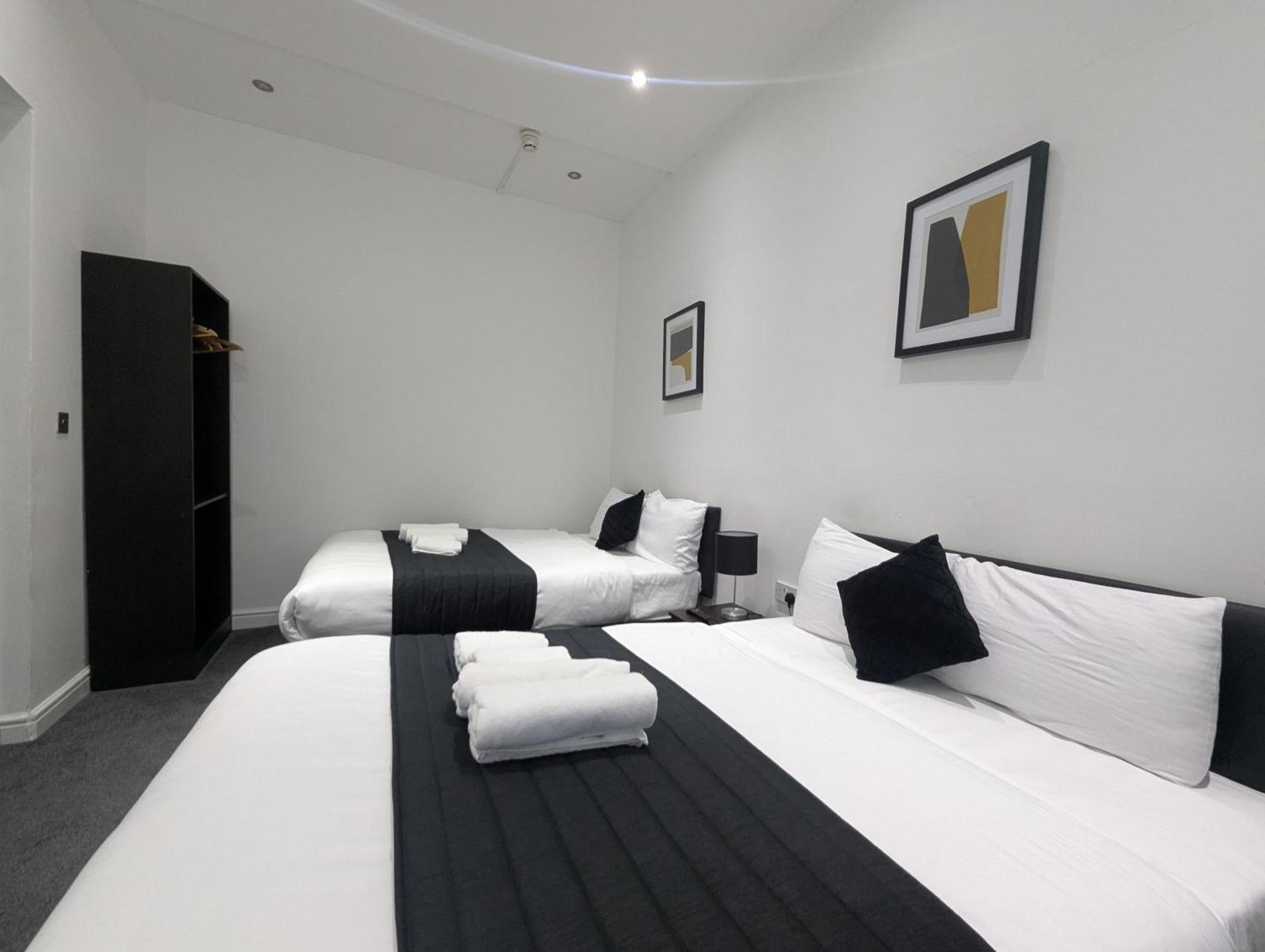 Oyo Firs Lodge London Heathrow Hounslow Buitenkant foto