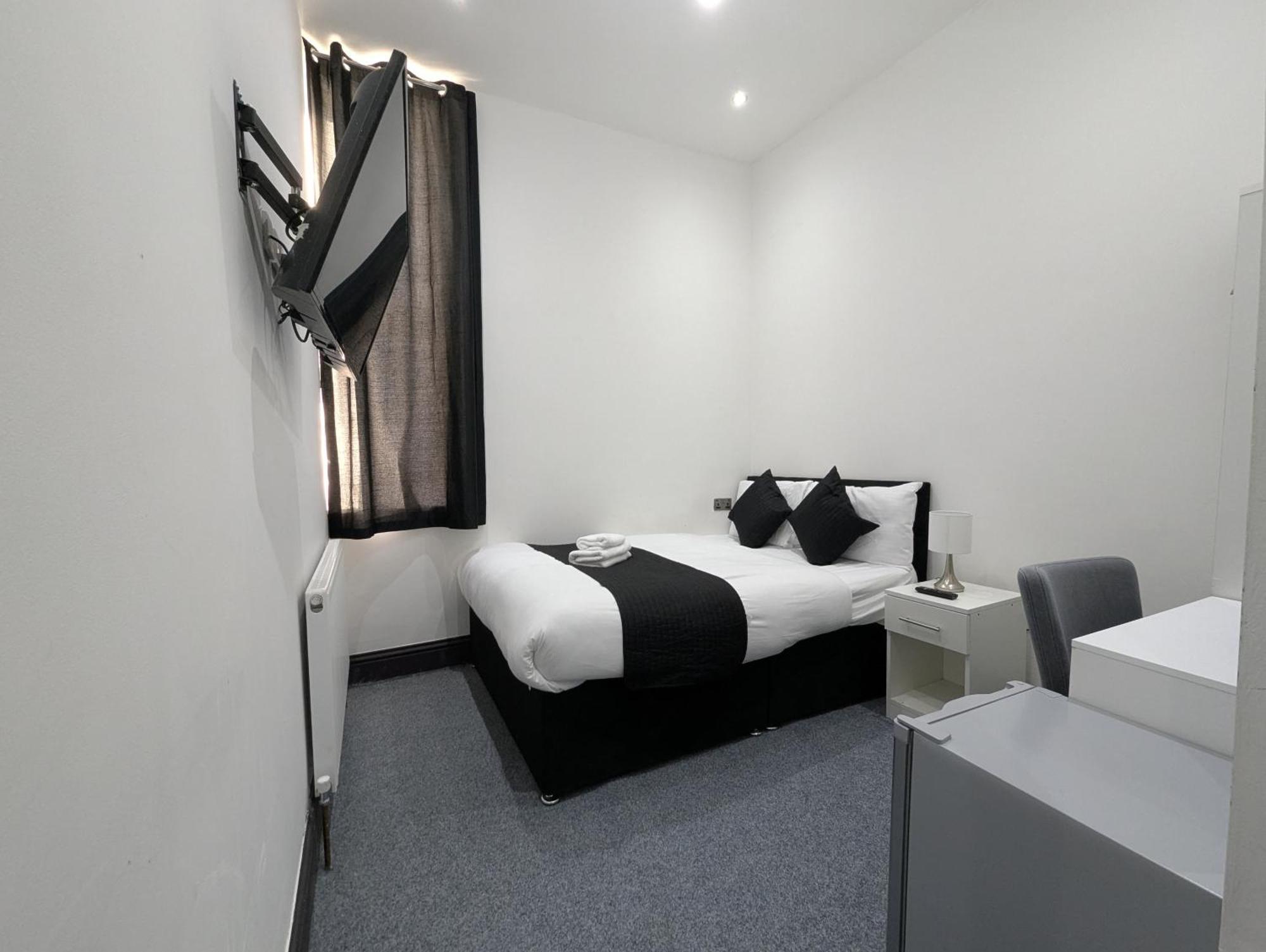 Oyo Firs Lodge London Heathrow Hounslow Buitenkant foto
