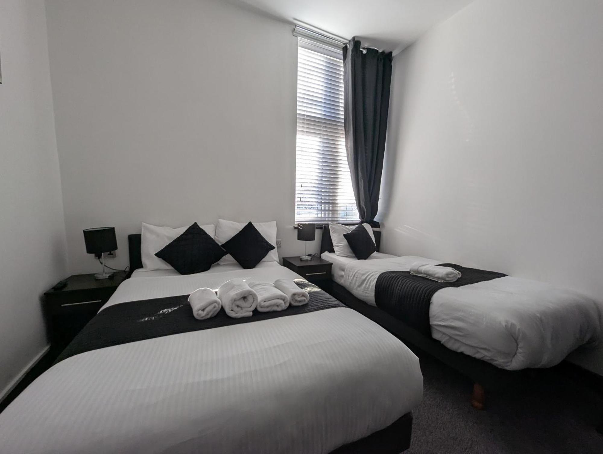 Oyo Firs Lodge London Heathrow Hounslow Buitenkant foto