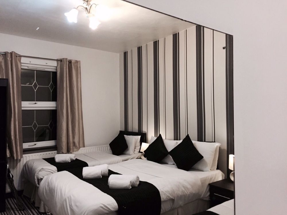 Oyo Firs Lodge London Heathrow Hounslow Buitenkant foto